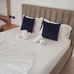 Noel Aparthotel