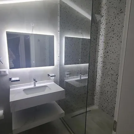 Aparthotel Noel Vlorë