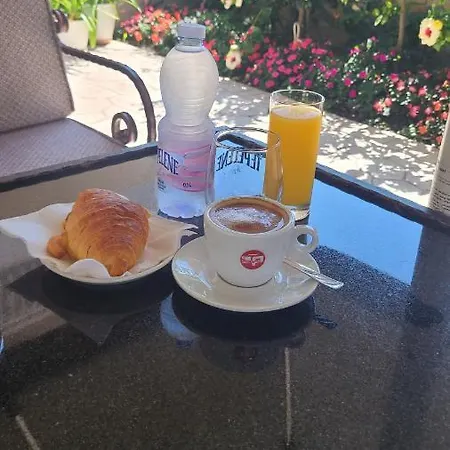 Aparthotel Noel Vlorë
